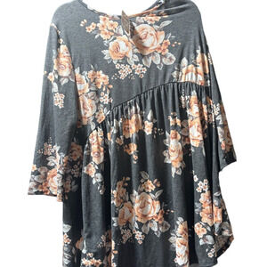 NWT Egy Brand Babydoll Floral Gray Women's Top